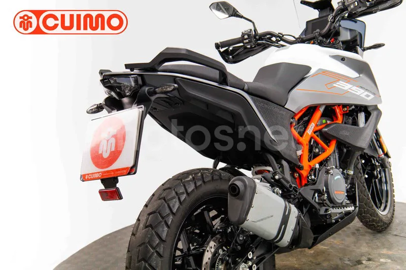 KTM 390 – Vista 16