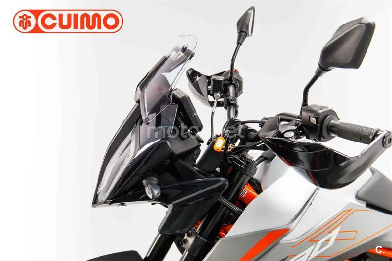 KTM 390 – Vista 20