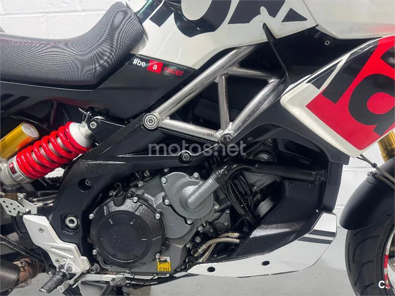 Aprilia Caponord – Vista 15