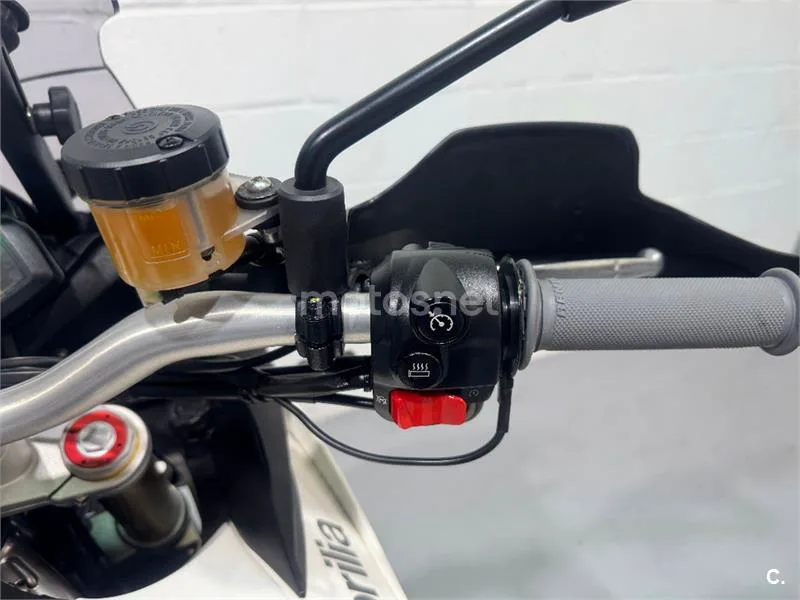 Aprilia Caponord – Vista 28