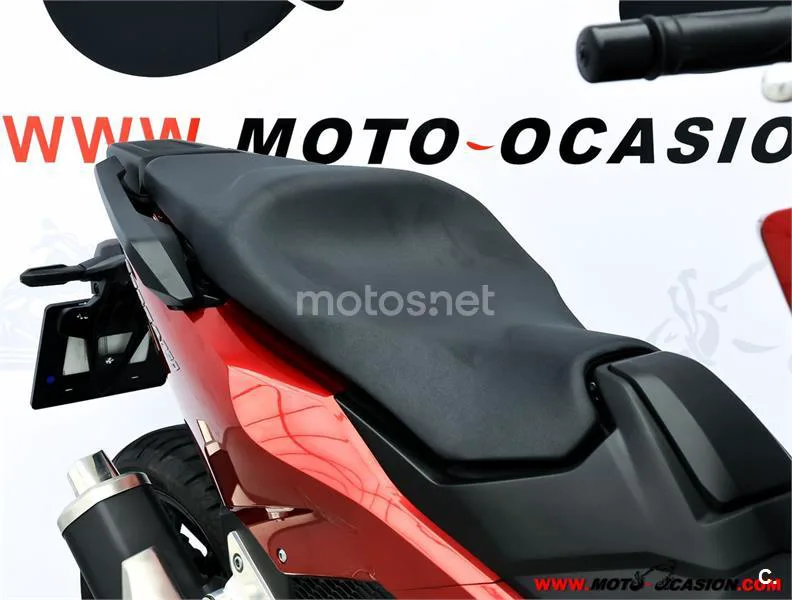 Honda Forza 750 – Vista 11