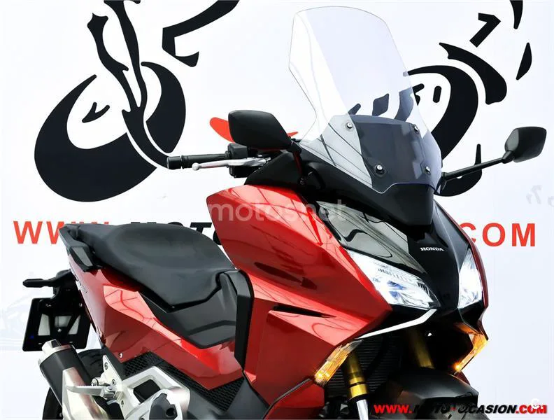Honda Forza 750 – Vista 4