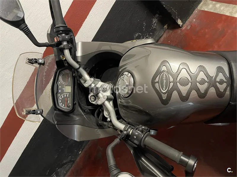 Honda XL 125 Varadero – Vista 4