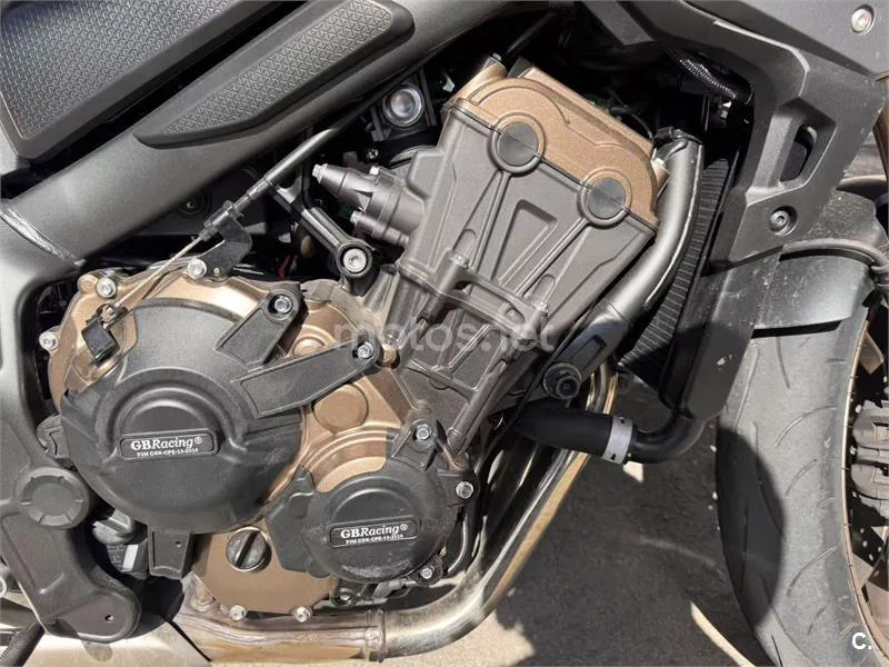 Honda CB 650 R – Vista 3