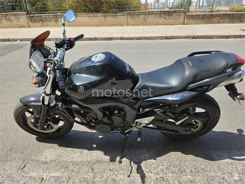 Yamaha FZ6 N S2 – Vista 2