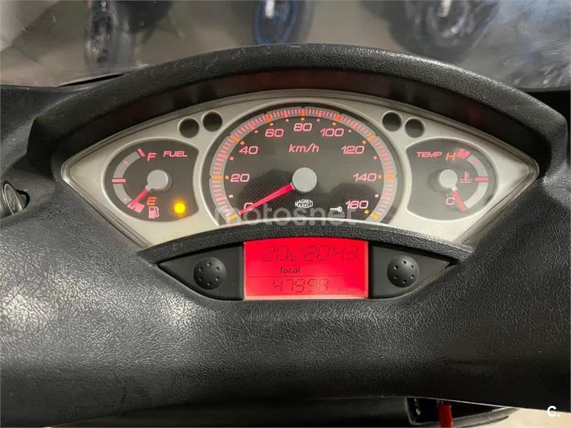 Yamaha XMAX 125 – Vista 9