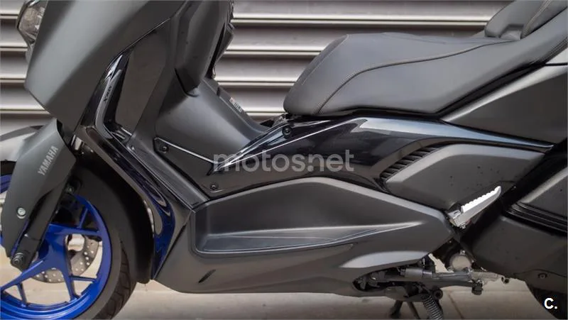 Yamaha XMAX 300 – Vista 19