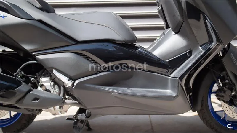 Yamaha XMAX 300 – Vista 5