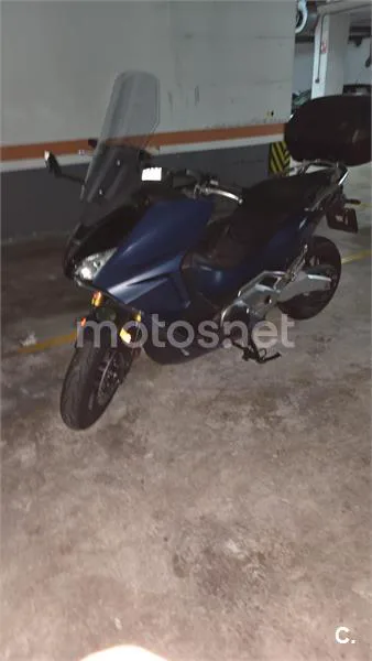 Honda Forza 750 – Vista 3