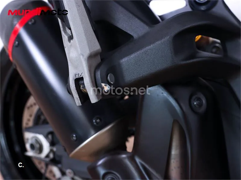 Ducati Monster – Vista 13