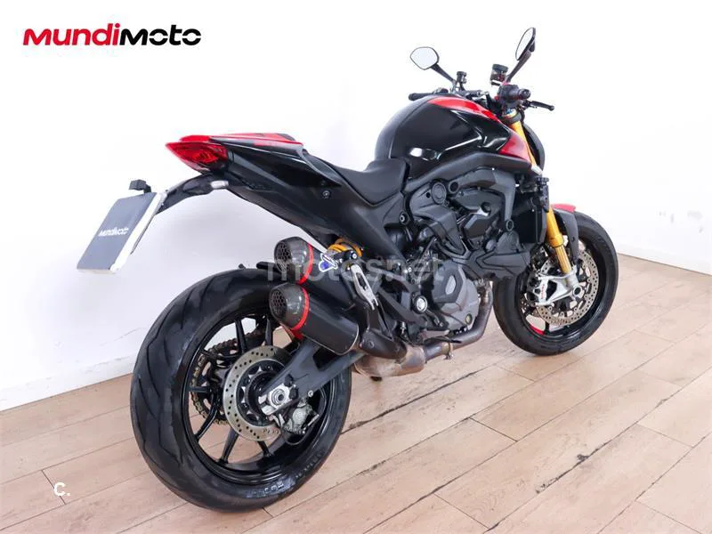 Ducati Monster – Vista 3