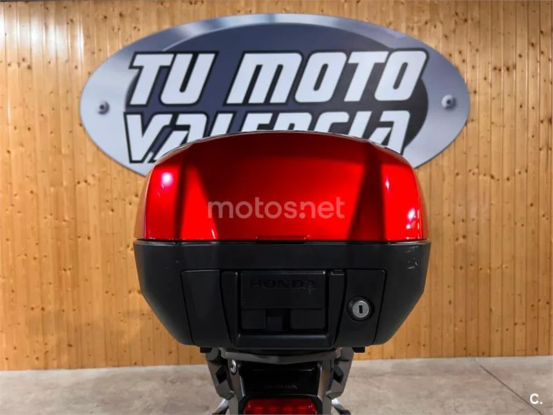Honda VFR 800 X Crossrunner – Vista 12