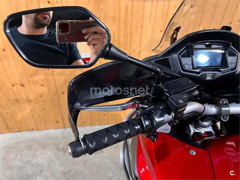 Honda VFR 800 X Crossrunner – Vista 17