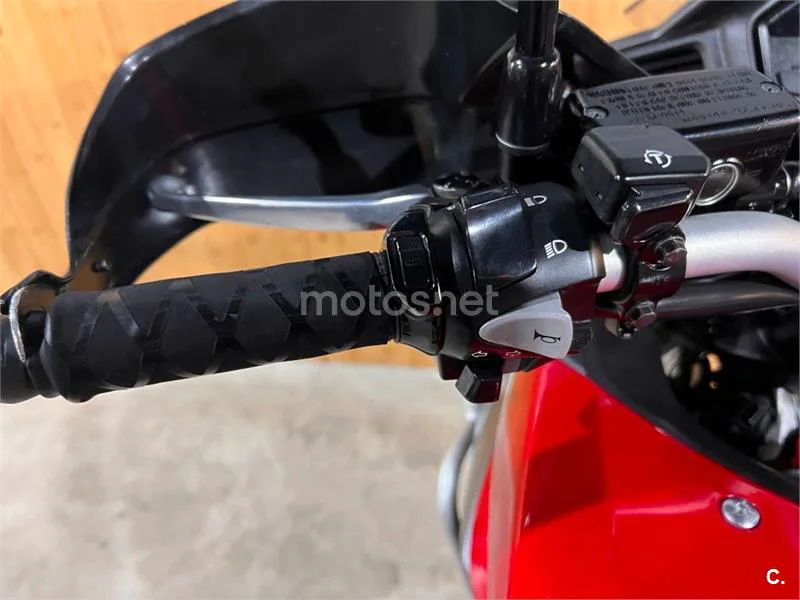 Honda VFR 800 X Crossrunner – Vista 19