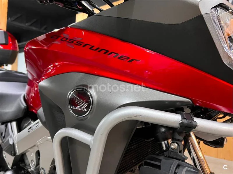 Honda VFR 800 X Crossrunner – Vista 39