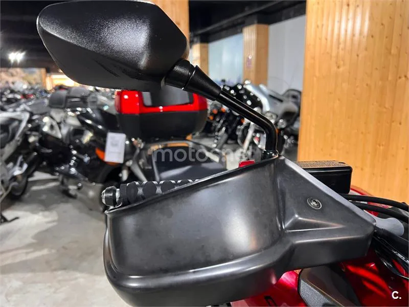 Honda VFR 800 X Crossrunner – Vista 41