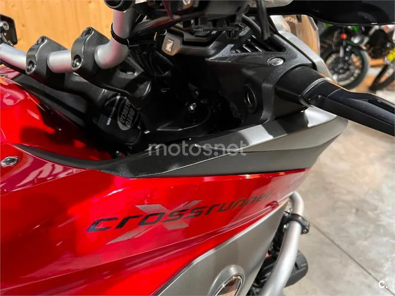 Honda VFR 800 X Crossrunner – Vista 42