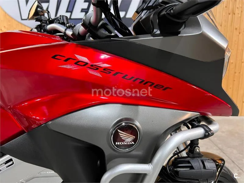 Honda VFR 800 X Crossrunner – Vista 43