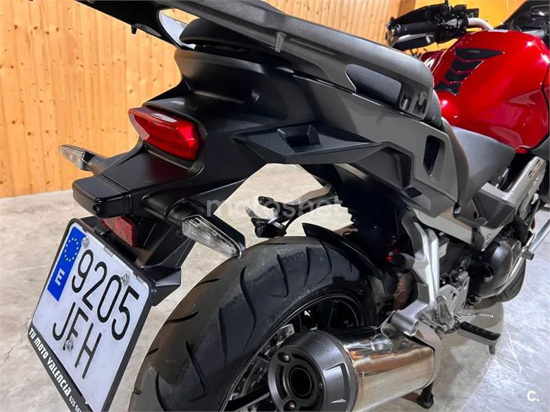 Honda VFR 800 X Crossrunner – Vista 51