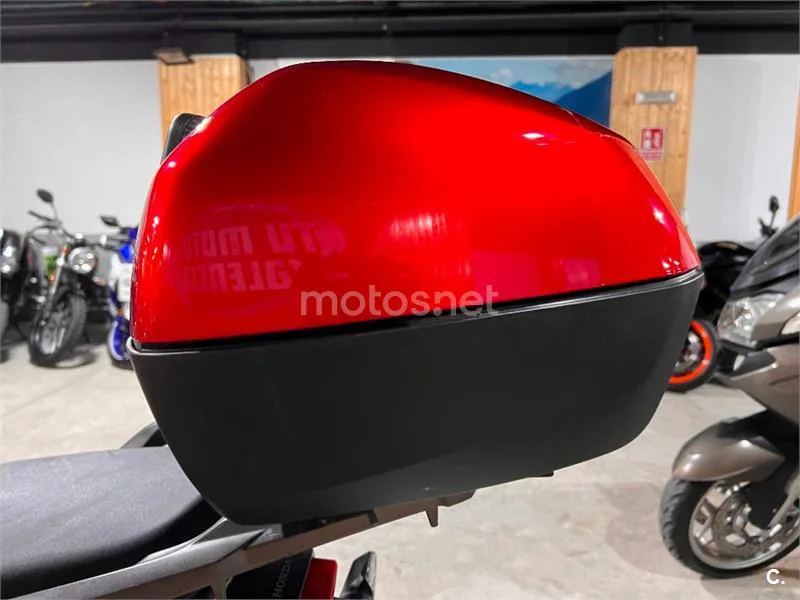 Honda VFR 800 X Crossrunner – Vista 60
