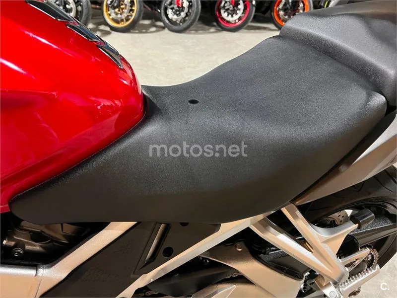 Honda VFR 800 X Crossrunner – Vista 65
