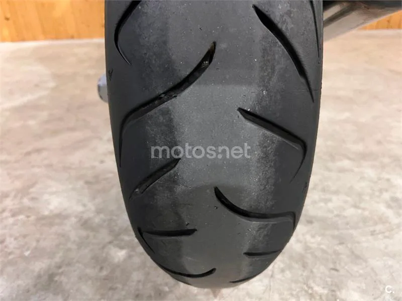 Honda VFR 800 X Crossrunner – Vista 8