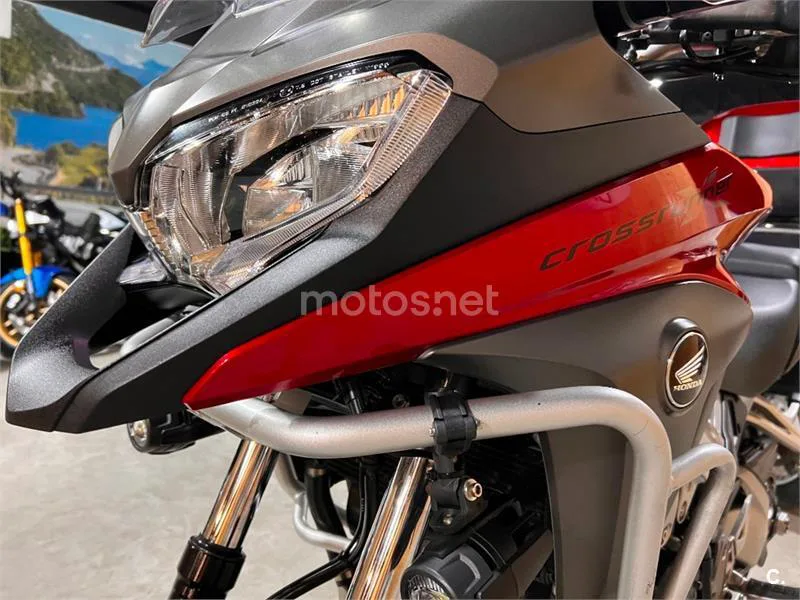 Honda VFR 800 X Crossrunner – Vista 86