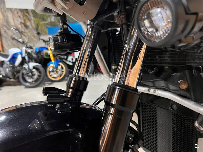 Honda VFR 800 X Crossrunner – Vista 87