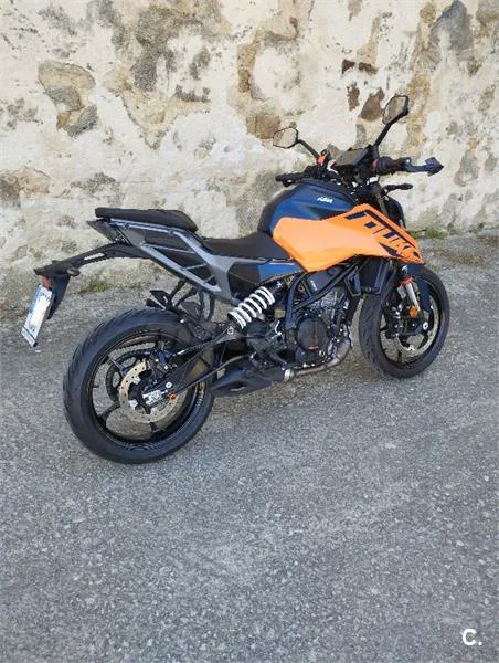 KTM 125 – Vista 2