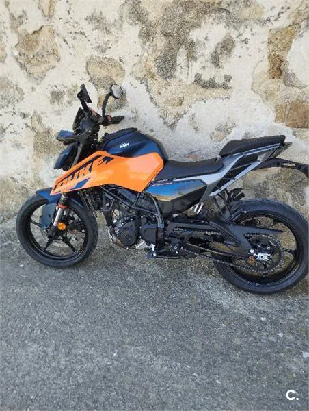 KTM 125 – Vista 3