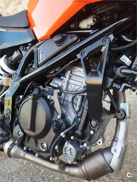 KTM 125 – Vista 6