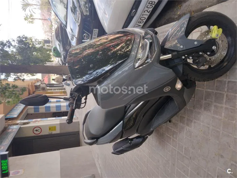 Yamaha NMAX – Vista 9