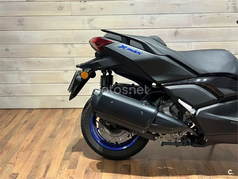 Yamaha XMAX 300 – Vista 6