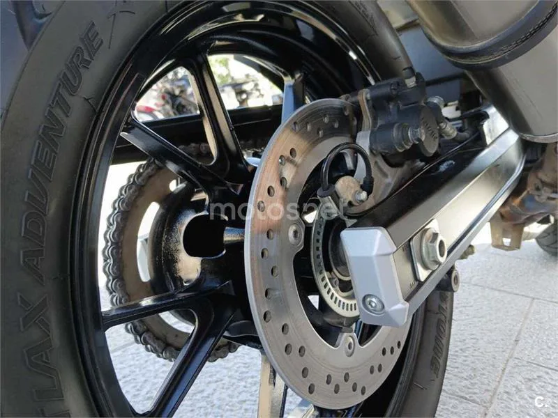 Suzuki V-Strom 650 – Vista 14