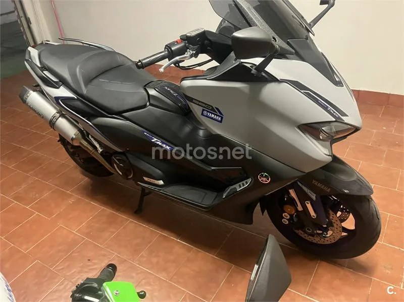 Yamaha TMAX 560 – Vista 3