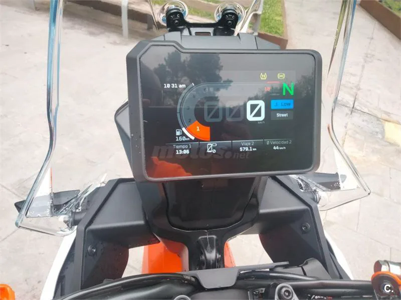 KTM 390 – Vista 5