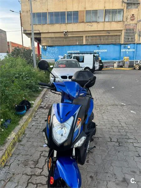 Kymco Agility 50 – Vista 3