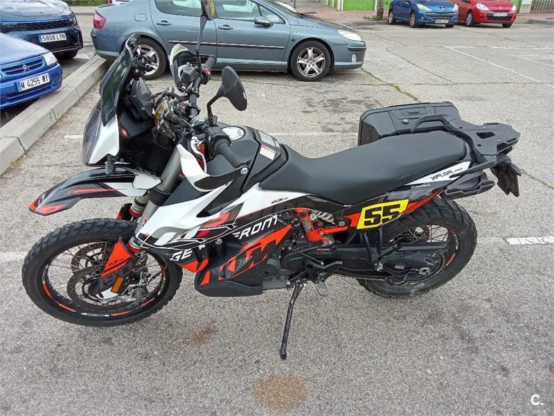 KTM 790 – Vista 7