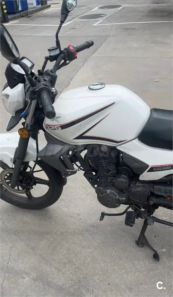 Keeway RKS 125 Sport – Vista 4