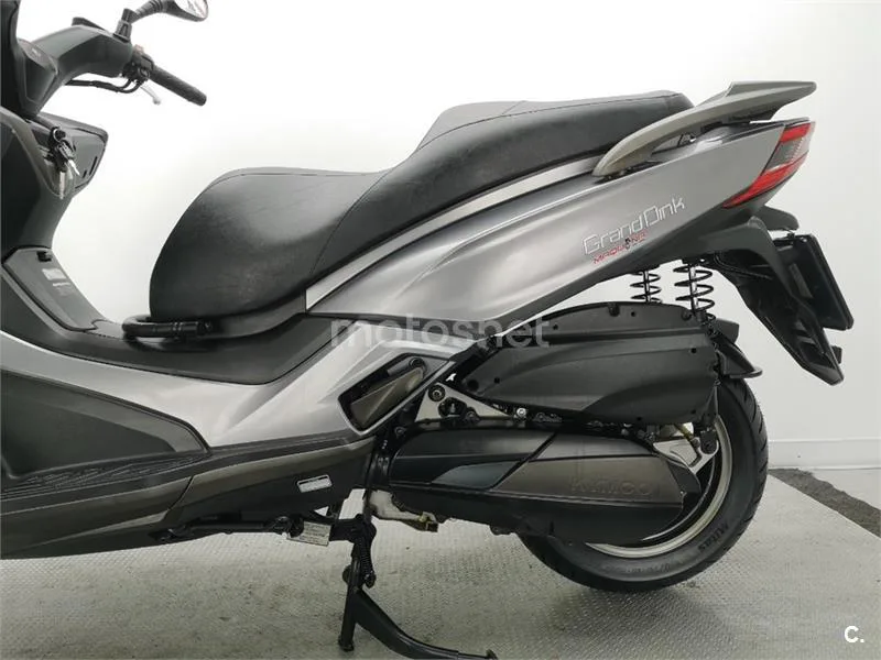 Kymco Grand Dink 300 – Vista 18