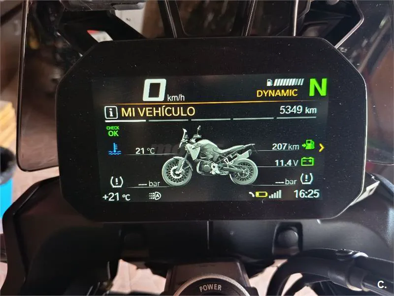 BMW F 900 GS – Vista 7