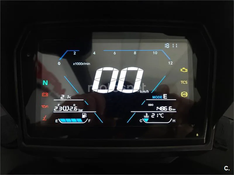 Voge 525 DSX – Vista 8