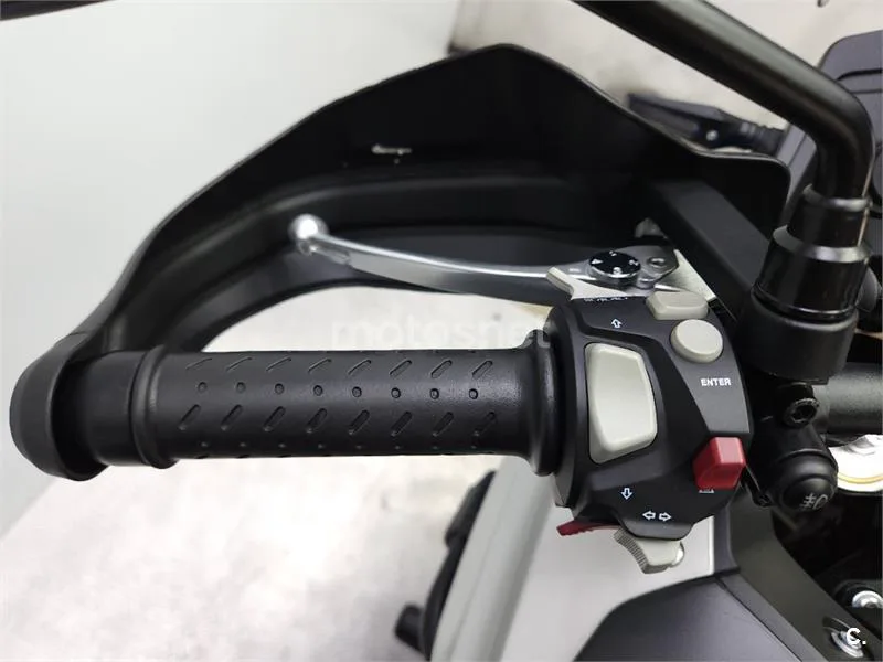 Voge 525 DSX – Vista 9