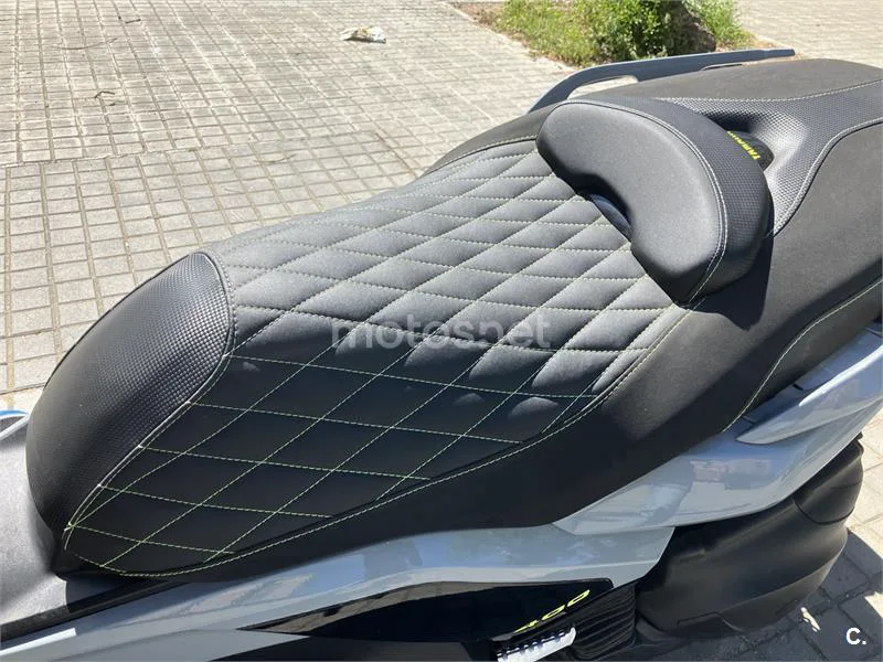 Yamaha XMAX 400 – Vista 4