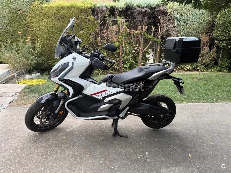 Honda X-ADV – Vista 7