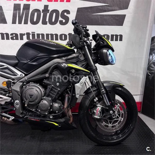 Triumph Street Triple 765 – Vista 13