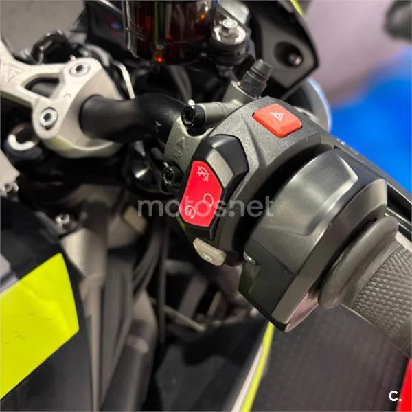 Triumph Street Triple 765 – Vista 17