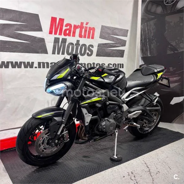 Triumph Street Triple 765 – Vista 7