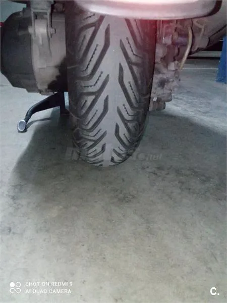 Kymco Super Dink 350i – Vista 3
