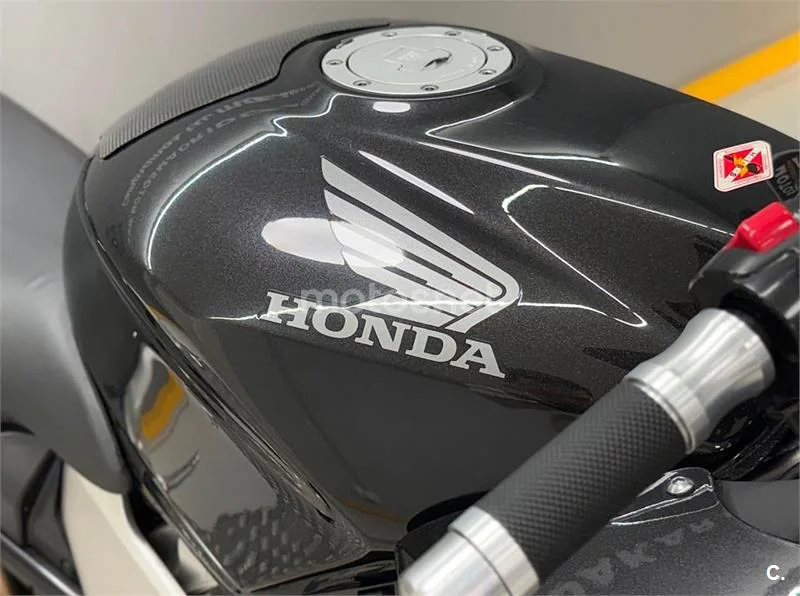 Honda VFR 800 – Vista 11